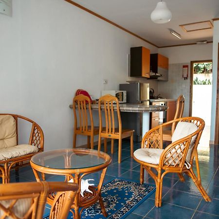Cavern Apartments Baie Sainte-Anne Extérieur photo