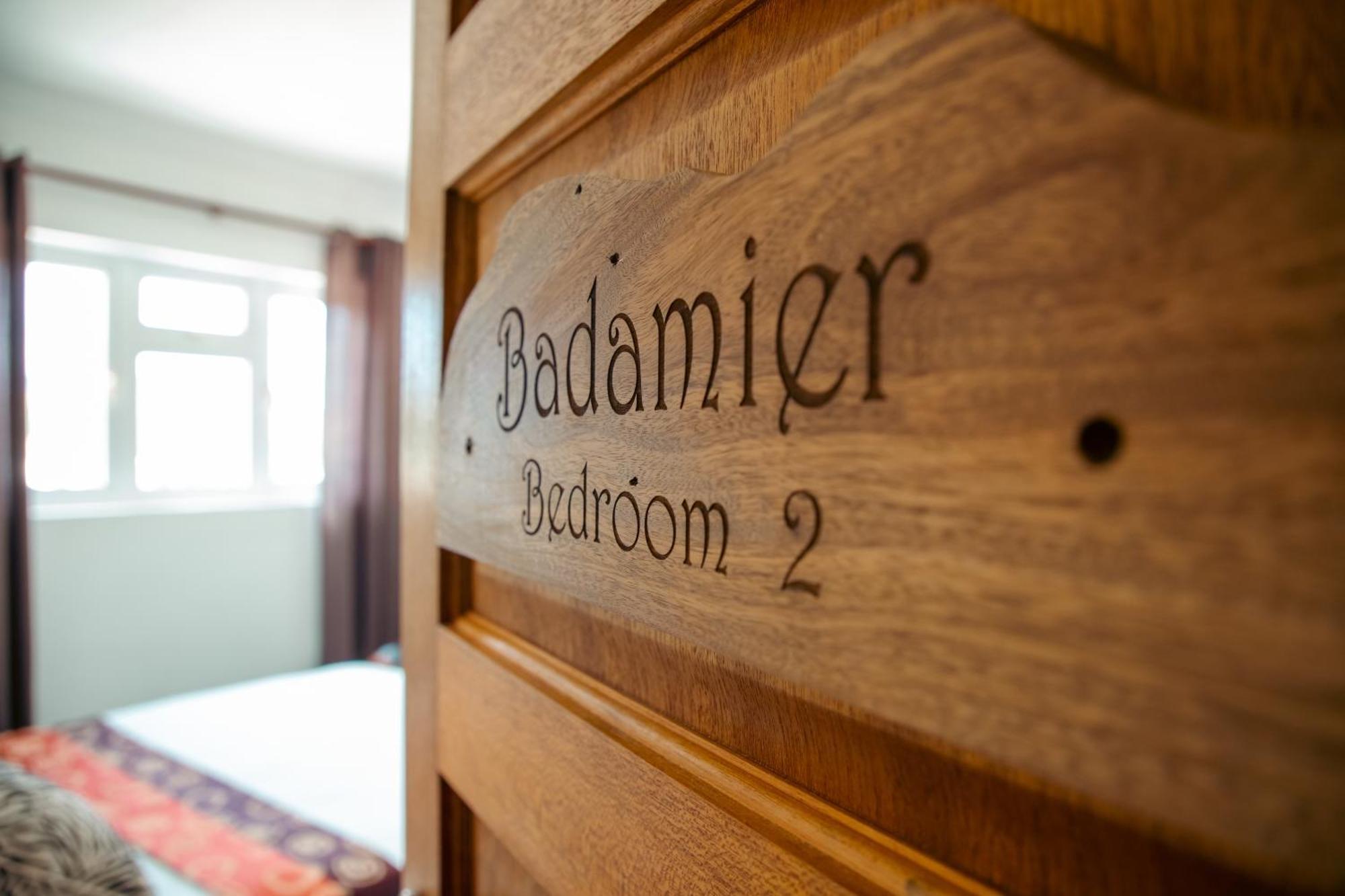 Cavern Apartments Baie Sainte-Anne Extérieur photo